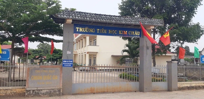 Cách chức một nữ hiệu trưởng do hàng loạt sai phạm Cách chức một nữ hiệu trưởng do hàng loạt sai phạm