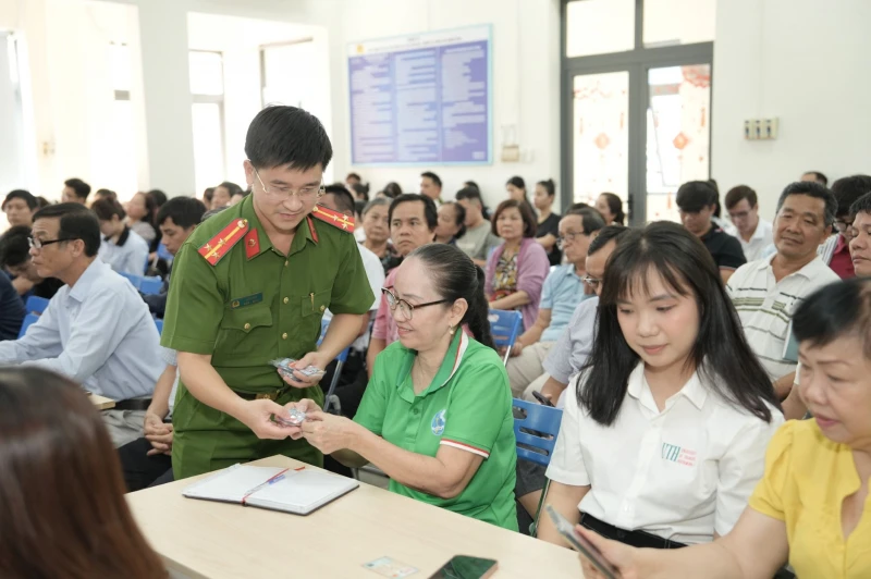 Cách làm hay của Công an cơ sở với phong trào “Ba nhất” ở TP Hồ Chí Minh Cách làm hay của Công an cơ sở với phong trào “Ba nhất” ở TP Hồ Chí Minh