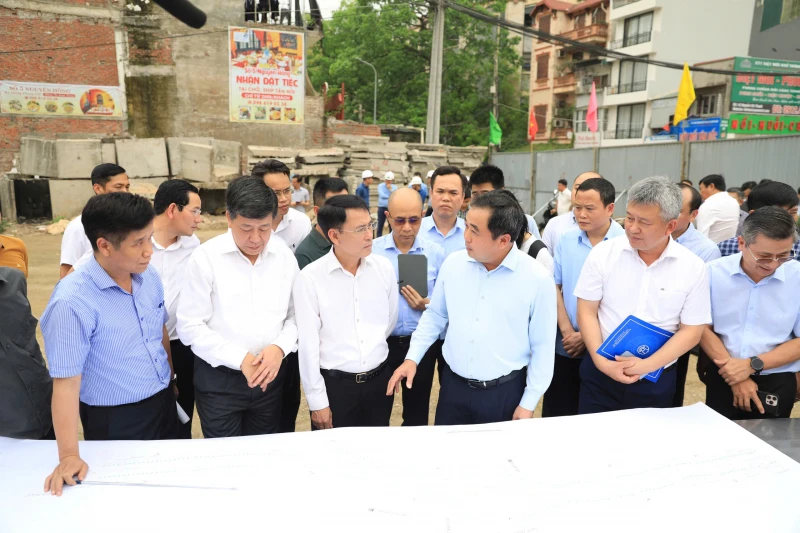 Cam kết hoàn thành nền đường Vành đai 1 trước 2/9 Cam kết hoàn thành nền đường Vành đai 1 trước 2/9