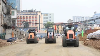 Cam kết hoàn thành nền đường Vành đai 1 trước 2/9
