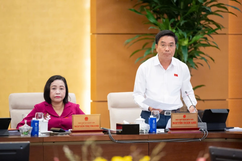 Cán bộ cấp xã làm quá nhiều việc, chế độ chưa tương xứng
