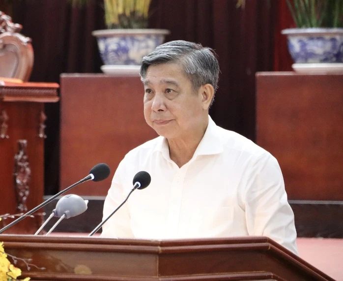 Cần Thơ công bố quyết định của Ban Bí thư về công tác cán bộ Cần Thơ công bố quyết định của Ban Bí thư về công tác cán bộ