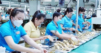 Căng thẳng Iran, Trung Đông tác động doanh nghiệp TP.HCM: Ngành nào ảnh hưởng nặng nhất?