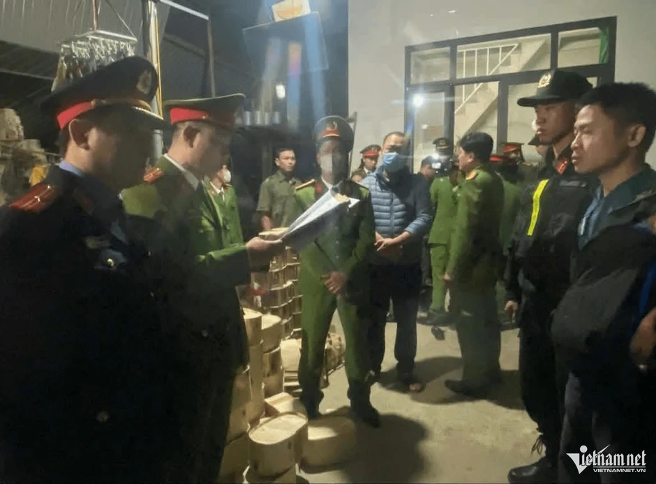 Cảnh báo từ những vụ 'ngoan cố' không trả lại gần nửa tỷ đồng chuyển khoản nhầm Cảnh báo từ những vụ 'ngoan cố' không trả lại gần nửa tỷ đồng chuyển khoản nhầm