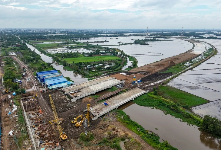 Cao tốc TP.HCM - Mộc Bài đã bàn giao hơn 75% mặt bằng, khi nào khởi công? Cao tốc TP.HCM - Mộc Bài đã bàn giao hơn 75% mặt bằng, khi nào khởi công?