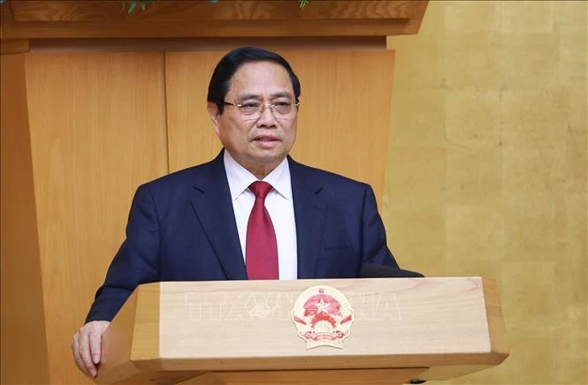 Cắt giảm tối đa thủ tục hành chính, giảm phiền hà cho người dân, doanh nghiệp Cắt giảm tối đa thủ tục hành chính, giảm phiền hà cho người dân, doanh nghiệp