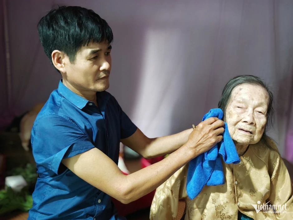 Câu chuyện đặc biệt về liệt sĩ có 2 Bà mẹ Việt Nam anh hùng Câu chuyện đặc biệt về liệt sĩ có 2 Bà mẹ Việt Nam anh hùng