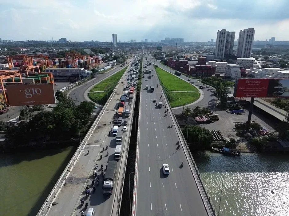 Cầu Đồng Nai sửa chữa, giao thông cửa ngõ phía Đông TP.HCM ùn ứ nhiều giờ