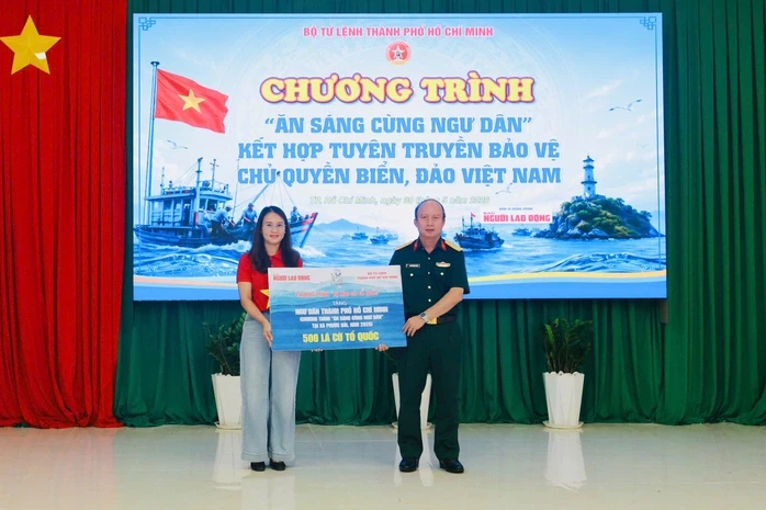 Chạm đến trái tim, lan tỏa rộng khắp Chạm đến trái tim, lan tỏa rộng khắp
