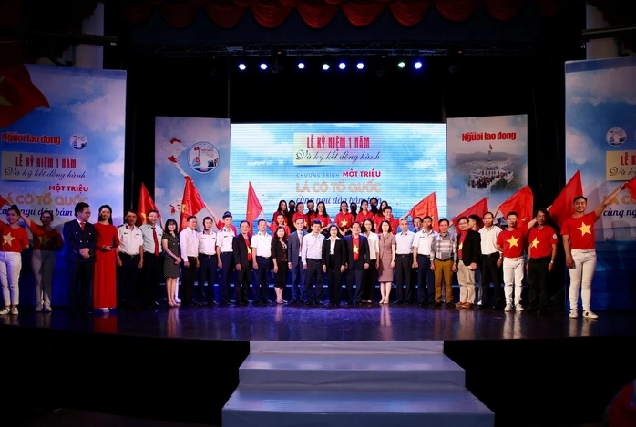 Chạm đến trái tim, lan tỏa rộng khắp Chạm đến trái tim, lan tỏa rộng khắp
