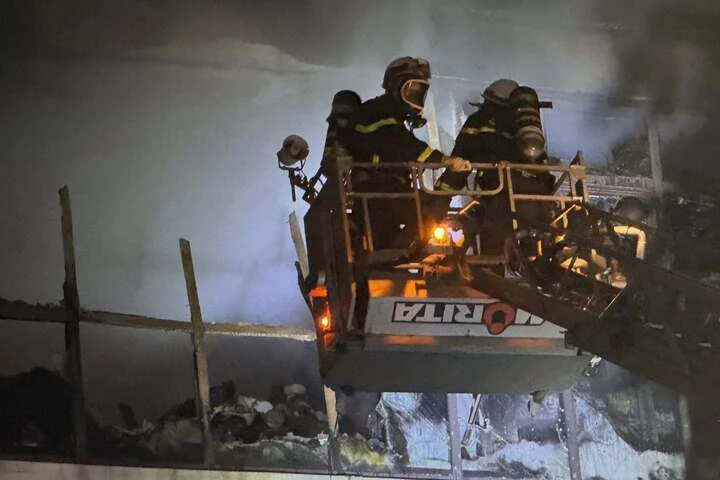 Cháy biệt thự Hà Nội: Nhiều người an toàn thoát nạn trong vụ hỏa hoạn ở văn Phú Cháy biệt thự Hà Nội: Nhiều người an toàn thoát nạn trong vụ hỏa hoạn ở văn Phú