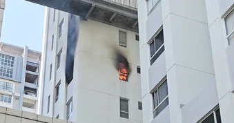 Cháy căn hộ chung cư trên đường Mai Chí Thọ, TPHCM