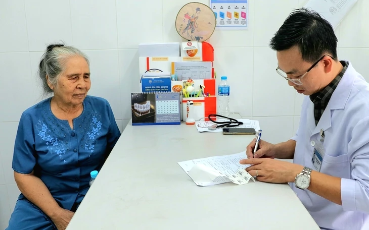 Chạy đua cho chiến dịch khám sức khỏe bao phủ toàn dân Chạy đua cho chiến dịch khám sức khỏe bao phủ toàn dân