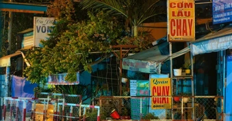 Cháy quán cơm chay ở TPHCM, hai mẹ con tử vong