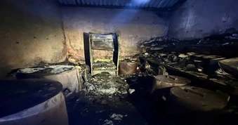 Cháy quầy bán đồ ăn trong chợ Mỹ Đình ở Hà Nội