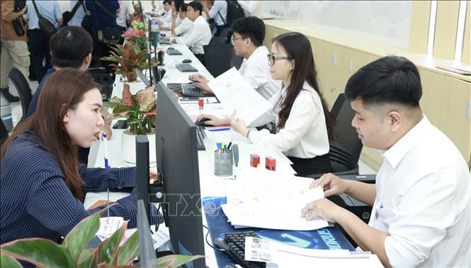 Chỉ thị số 07-CT/TW: Bước đột phá về chất trong tư duy lãnh đạo của Đảng Chỉ thị số 07-CT/TW: Bước đột phá về chất trong tư duy lãnh đạo của Đảng