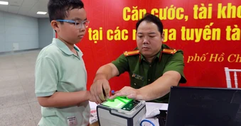 Chi tiết 59 điểm cấp thẻ căn cước cho học sinh cuối cấp ở TP.HCM