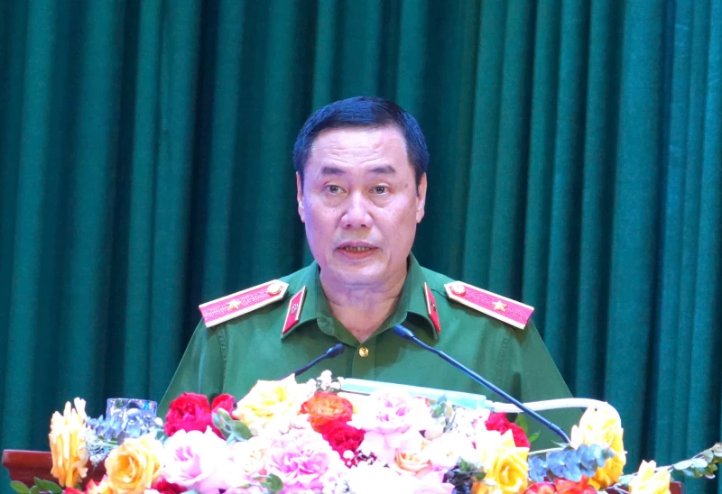 Chia sẻ kinh nghiệm công tác đoàn và công tác giáo dục, cải tạo phạm nhân Chia sẻ kinh nghiệm công tác đoàn và công tác giáo dục, cải tạo phạm nhân