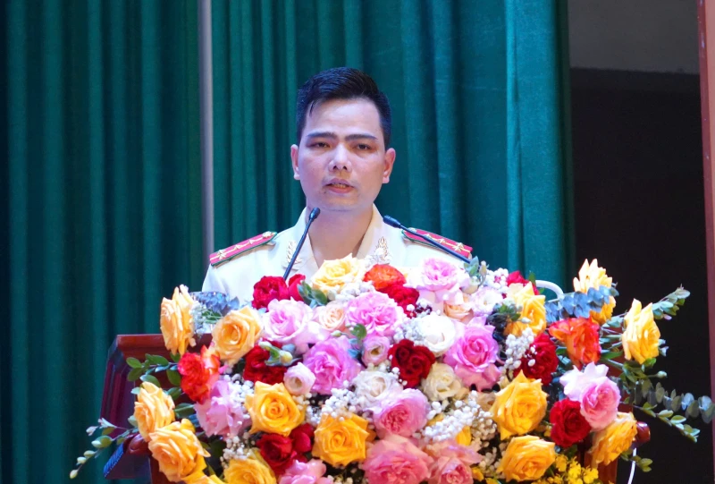 Chia sẻ kinh nghiệm công tác đoàn và công tác giáo dục, cải tạo phạm nhân Chia sẻ kinh nghiệm công tác đoàn và công tác giáo dục, cải tạo phạm nhân