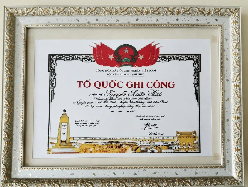 Chiếc bút theo chồng ra trận, 61 năm sau thành manh mối đặc biệt Chiếc bút theo chồng ra trận, 61 năm sau thành manh mối đặc biệt