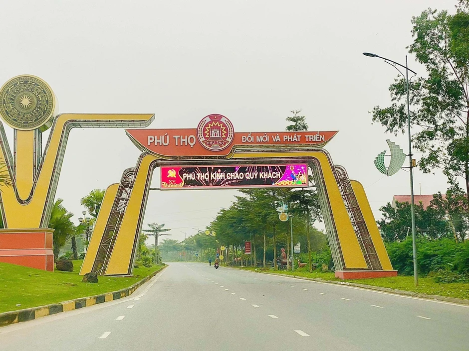 Chiến dịch 90 ngày xây dựng, hoàn thiện Kho dữ liệu tỉnh Phú Thọ Chiến dịch 90 ngày xây dựng, hoàn thiện Kho dữ liệu tỉnh Phú Thọ