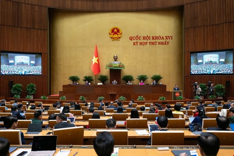 Chính phủ nhiệm kỳ mới có 14 bộ và 3 cơ quan ngang bộ Chính phủ nhiệm kỳ mới có 14 bộ và 3 cơ quan ngang bộ
