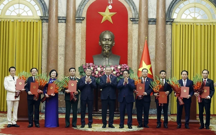 Chính phủ phải có tầm nhìn đi trước một bước, chuẩn bị từ sớm từ xa Chính phủ phải có tầm nhìn đi trước một bước, chuẩn bị từ sớm từ xa