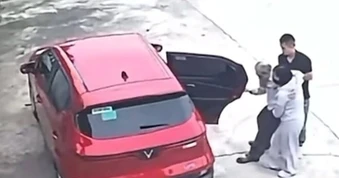 Chính quyền nói về vụ người cha bị bỏ lại ở chùa cùng thư nhờ cưu mang