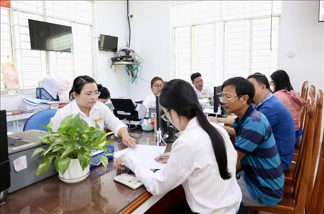 Chính quyền phục vụ ngày càng thân thiện, đi sâu vào thực chất Chính quyền phục vụ ngày càng thân thiện, đi sâu vào thực chất