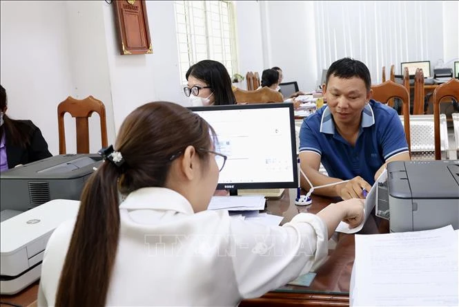 Chính quyền phục vụ ngày càng thân thiện, đi sâu vào thực chất Chính quyền phục vụ ngày càng thân thiện, đi sâu vào thực chất