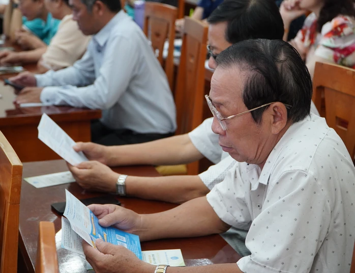 Chính quyền "bắt tay" với nhà trường, doanh nghiệp để phát triển địa phương