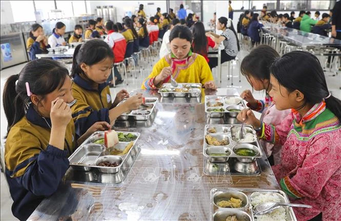 Chính sách hỗ trợ tiền ăn, gạo, đồ dùng cá nhân cho học sinh trường phổ thông nội trú Chính sách hỗ trợ tiền ăn, gạo, đồ dùng cá nhân cho học sinh trường phổ thông nội trú