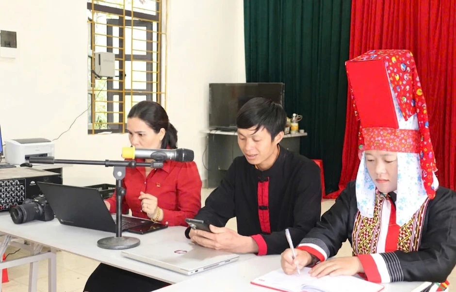 Chính sách mới cho người có uy tín và các cá nhân tiêu biểu vùng đồng bào dân tộc thiểu số Chính sách mới cho người có uy tín và các cá nhân tiêu biểu vùng đồng bào dân tộc thiểu số