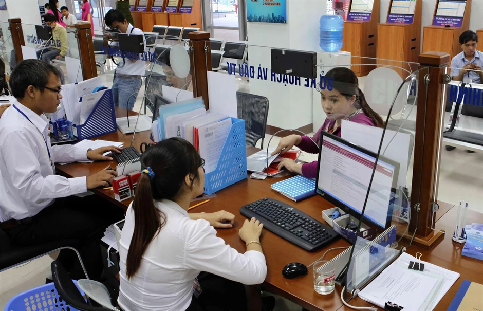 Chính thức: Cán bộ, công chức cấp xã hưởng phụ cấp bằng 55% mức lương Chính thức: Cán bộ, công chức cấp xã hưởng phụ cấp bằng 55% mức lương