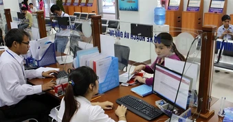 Chính thức: Cán bộ, công chức cấp xã hưởng phụ cấp bằng 55% mức lương