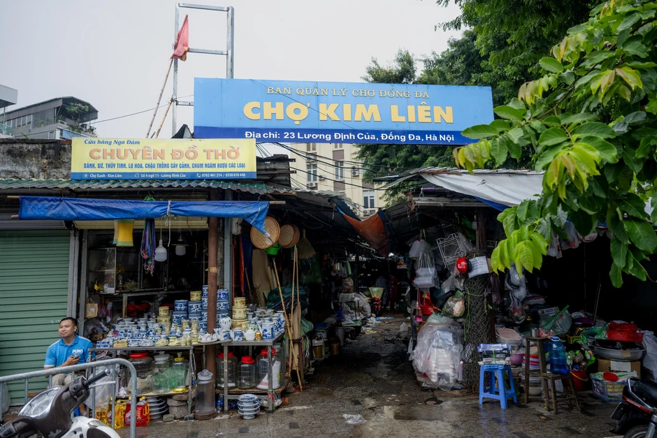 Chợ Kim Liên dừng hoạt động sau 30 năm , gần 200 tiểu thương phải dọn đi Chợ Kim Liên dừng hoạt động sau 30 năm , gần 200 tiểu thương phải dọn đi