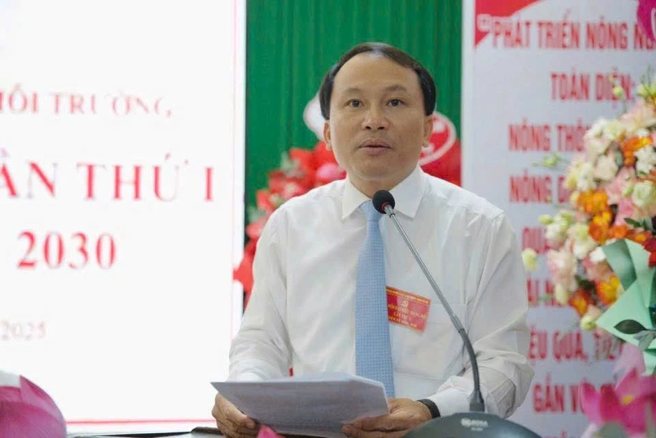 Cho thôi chức đối với Giám đốc Sở Nông nghiệp và Môi trường TP Huế