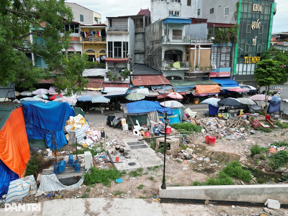 Chủ đầu tư lên tiếng về dự án 700 tỷ đồng hai bờ sông Vân bị "đứng hình" Chủ đầu tư lên tiếng về dự án 700 tỷ đồng hai bờ sông Vân bị "đứng hình"