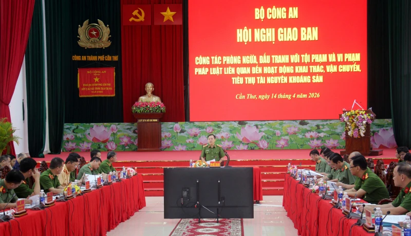 Chủ động nhận diện, đấu tranh mạnh với tội phạm liên quan đến tài nguyên khoáng sản Chủ động nhận diện, đấu tranh mạnh với tội phạm liên quan đến tài nguyên khoáng sản