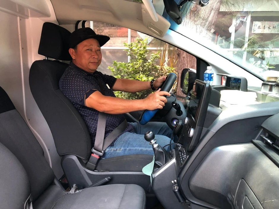Chủ khu du lịch ở Lâm Đồng cứu nhiều người trong vụ lật xe khách Chủ khu du lịch ở Lâm Đồng cứu nhiều người trong vụ lật xe khách