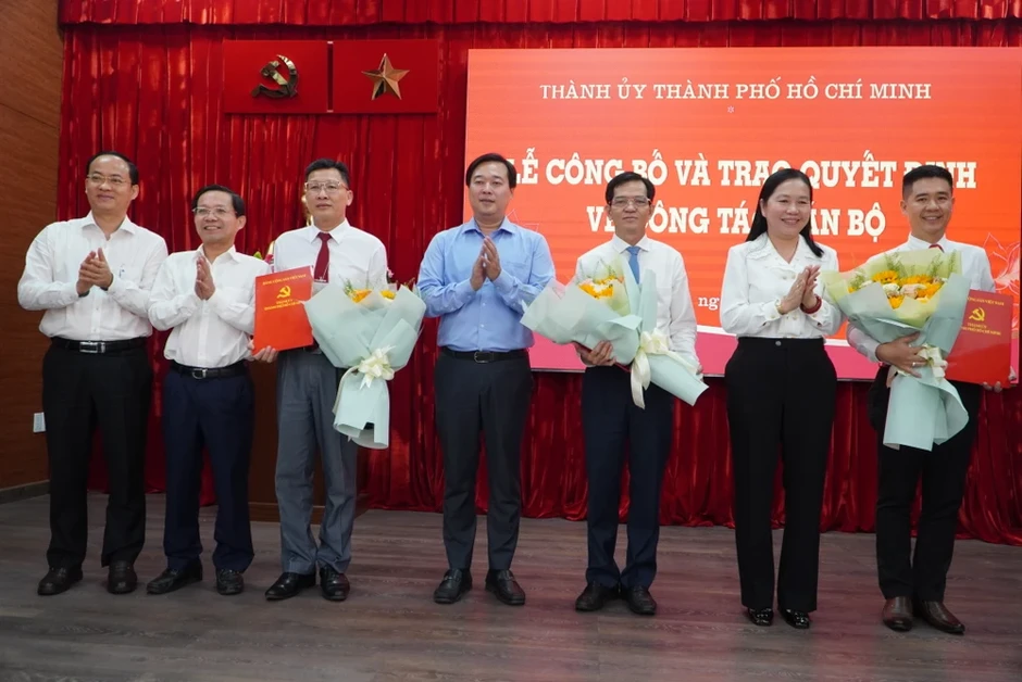 Chủ nhiệm Ủy ban Kiểm tra Thành ủy TP.HCM nhận thêm nhiệm vụ mới Chủ nhiệm Ủy ban Kiểm tra Thành ủy TP.HCM nhận thêm nhiệm vụ mới