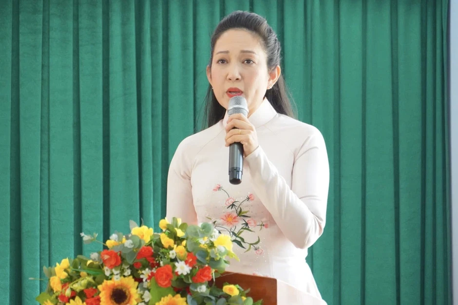 Chủ nhiệm Văn phòng Chủ tịch nước Lê Khánh Hải vận động bầu cử tại TPHCM Chủ nhiệm Văn phòng Chủ tịch nước Lê Khánh Hải vận động bầu cử tại TPHCM