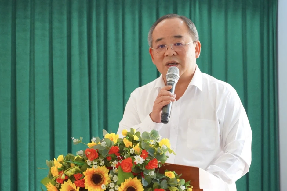 Chủ nhiệm Văn phòng Chủ tịch nước Lê Khánh Hải vận động bầu cử tại TPHCM Chủ nhiệm Văn phòng Chủ tịch nước Lê Khánh Hải vận động bầu cử tại TPHCM