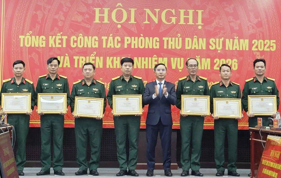 Chủ tịch Đà Nẵng yêu cầu làm rõ: Thủy điện làm trầm trọng hay điều tiết lũ lụt? Chủ tịch Đà Nẵng yêu cầu làm rõ: Thủy điện làm trầm trọng hay điều tiết lũ lụt?