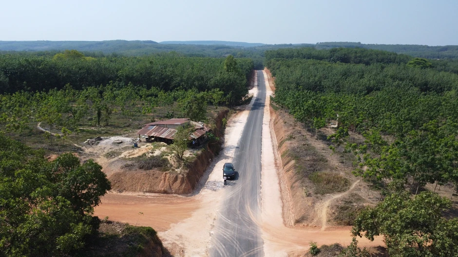 Chủ tịch Đồng Nai chỉ đạo xử lý ngay vụ 'nhà dân chênh vênh bên mép vực sâu' Chủ tịch Đồng Nai chỉ đạo xử lý ngay vụ 'nhà dân chênh vênh bên mép vực sâu'