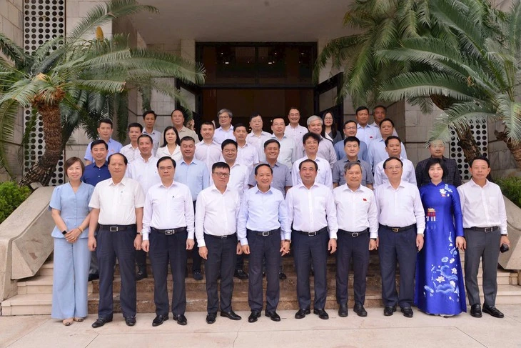 Chủ tịch Hà Nội: Báo chí góp phần củng cố niềm tin xã hội và tạo sự đồng thuận trong nhân dân Chủ tịch Hà Nội: Báo chí góp phần củng cố niềm tin xã hội và tạo sự đồng thuận trong nhân dân