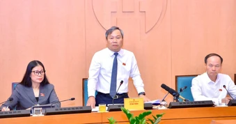 Chủ tịch Hà Nội báo tin vui cho người dân các chính sách về đất dịch vụ