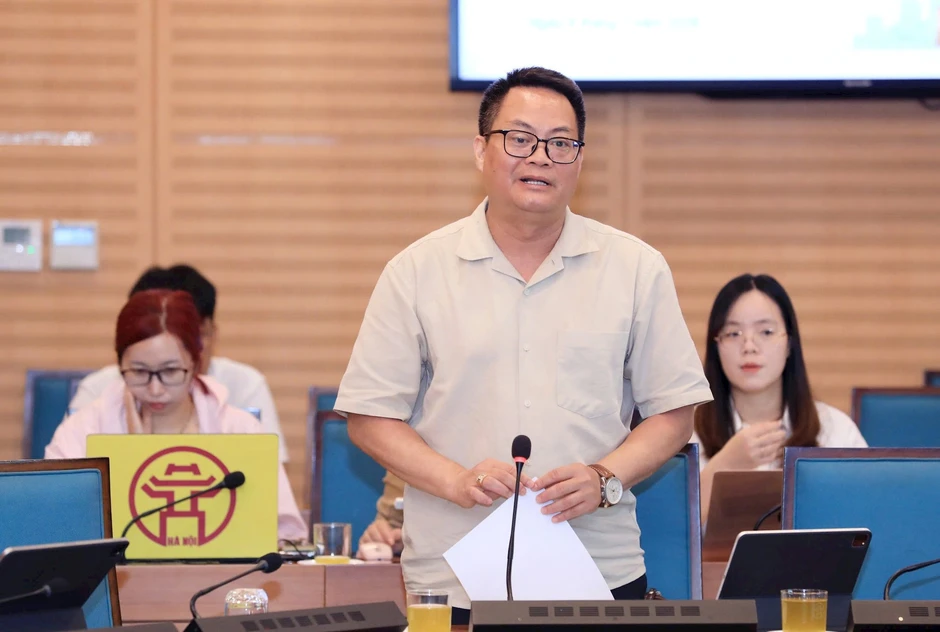 Chủ tịch Hà Nội: Khẩn trương hoàn thiện mô hình tăng trưởng mới Chủ tịch Hà Nội: Khẩn trương hoàn thiện mô hình tăng trưởng mới