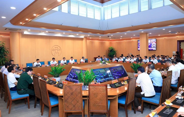 Chủ tịch Hà Nội: Không để người dân phải tạm cư kéo dài như một số dự án trước đây Chủ tịch Hà Nội: Không để người dân phải tạm cư kéo dài như một số dự án trước đây