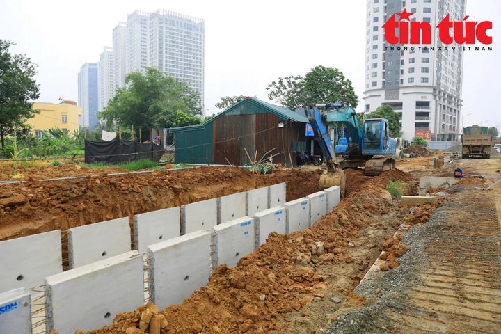 Chủ tịch Hà Nội yêu cầu hoàn tất giải phóng mặt bằng Quốc lộ 21B trong tháng 6 Chủ tịch Hà Nội yêu cầu hoàn tất giải phóng mặt bằng Quốc lộ 21B trong tháng 6